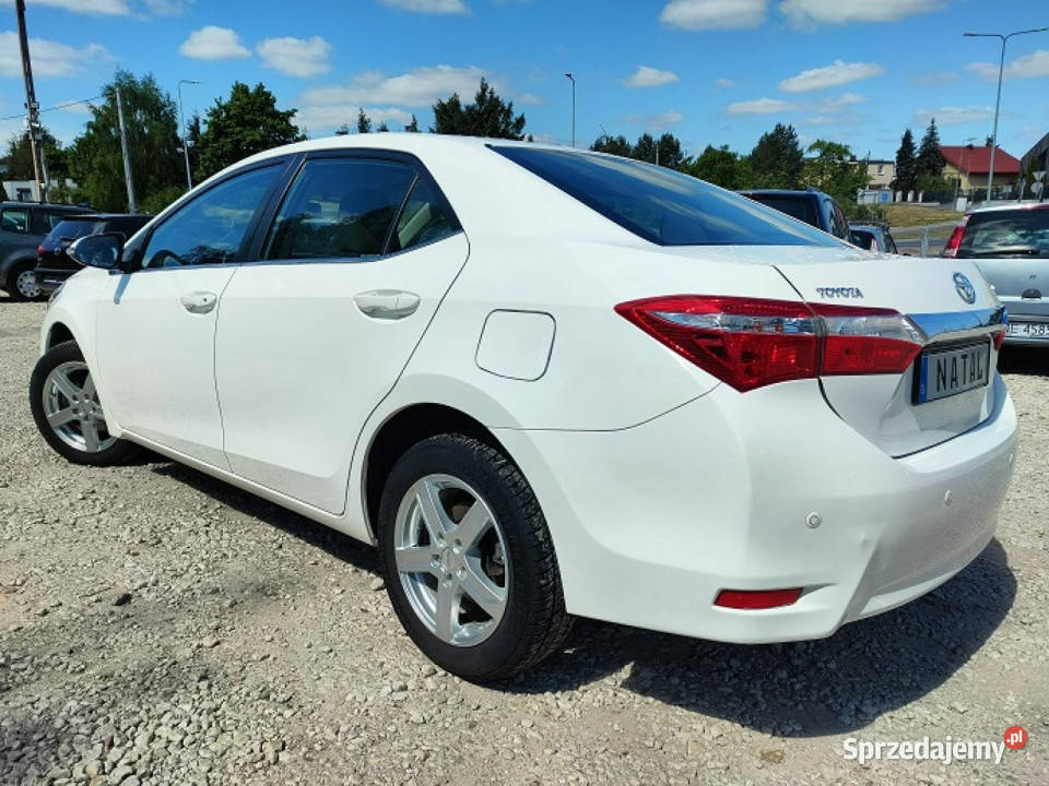 Toyota Corolla Zadbana Seria E16 2012 benzyna Bydgoszcz