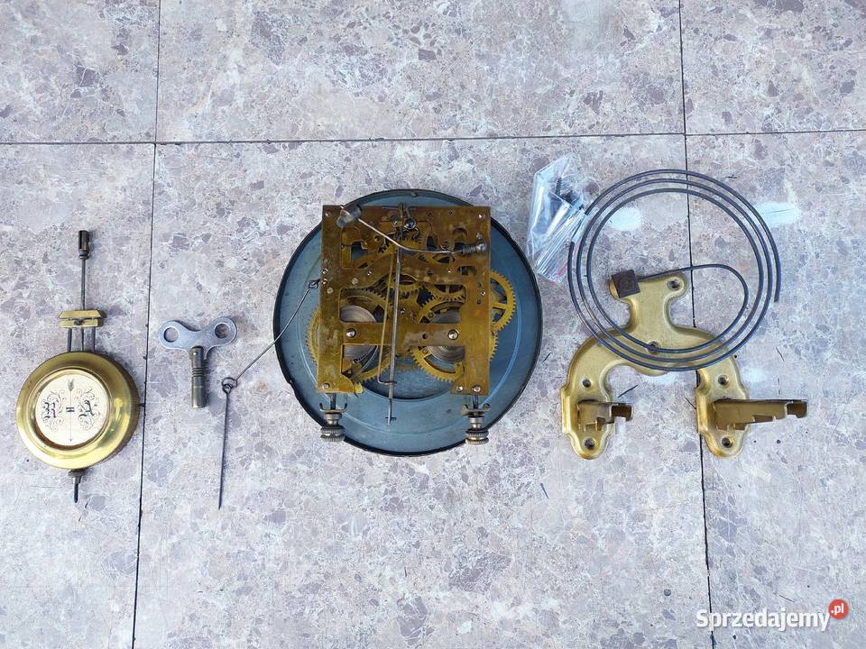 142 Zestaw mechanizm starego małego zegara pomorskie Tczew