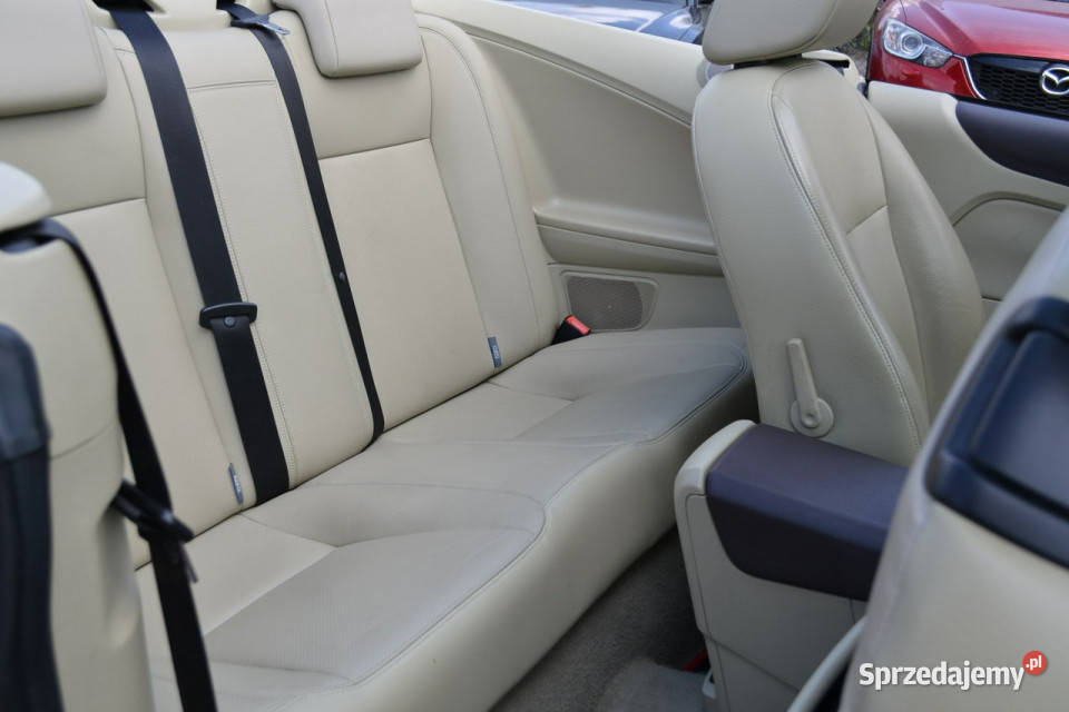 Ford Focus Piękny Ford FocusCabrio 20 146 Podgrz czujnik martwego pola Częstochowa