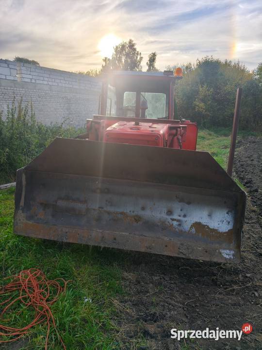 Ciągnik gąsienicowy DT75 Stalewo