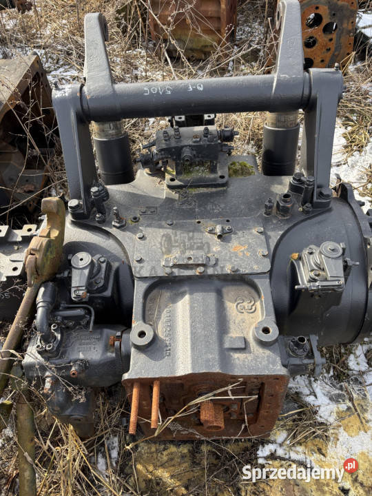 Deutz Fahr 5105 WOM PTO Wał Wałek Siłownik Ramię Pozostałe sprzedam