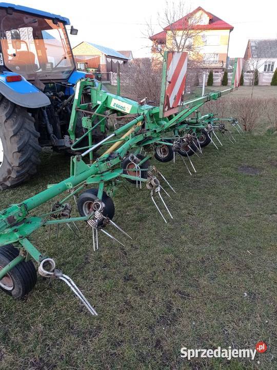 Przetrząsarka Stoll Z660 HYDRO Maszyny zielonkowe Jastrząbka Młoda