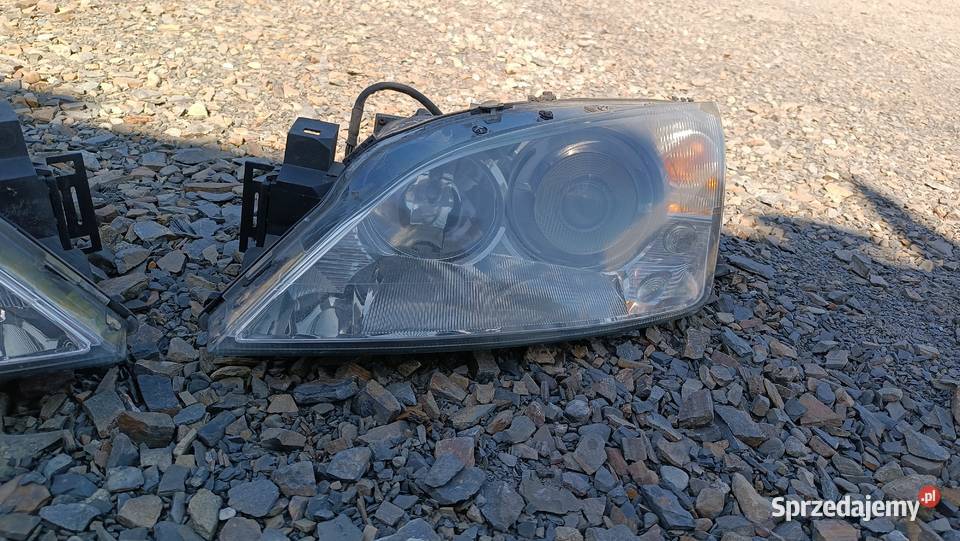 Lampa prawa lewa przód przednia xenon Radłów