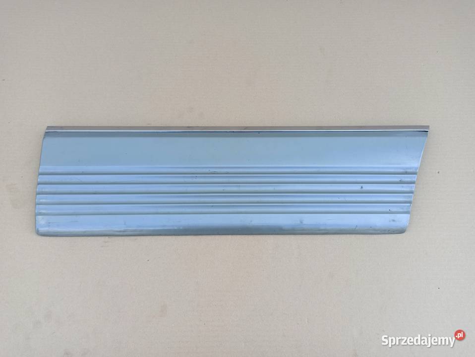 MERCEDES W126 LISTWA DRZWI LEWY TYŁ 1266900540 Trzciel