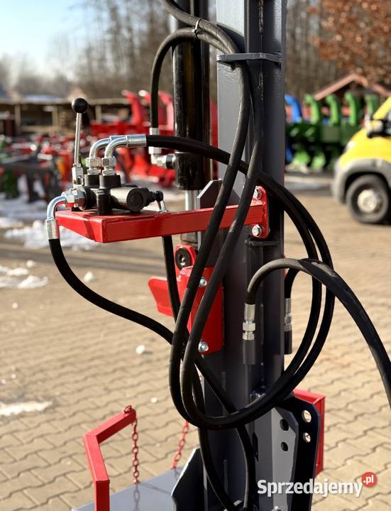 Łuparka pionowa na WOM