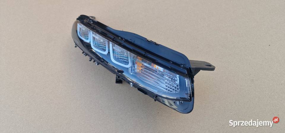 CITROEN BERLINGO IV 4 LAMPA PRAWA DRL PRAWY Bieleń
