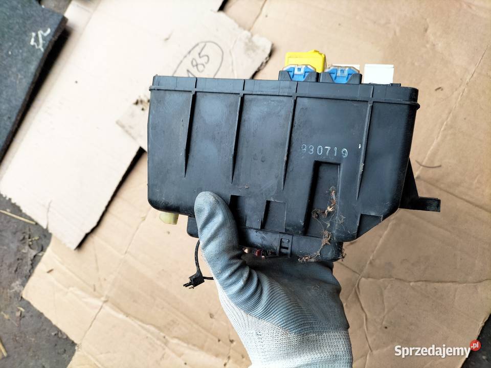 FORD MONDEO MK1 MK2 SKRZYNKA BEZPIECZNIKÓW Kamień-Kolonia