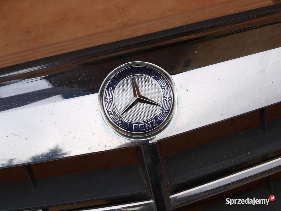 Mercedes C klasa W204 grill chrom atrapa przód