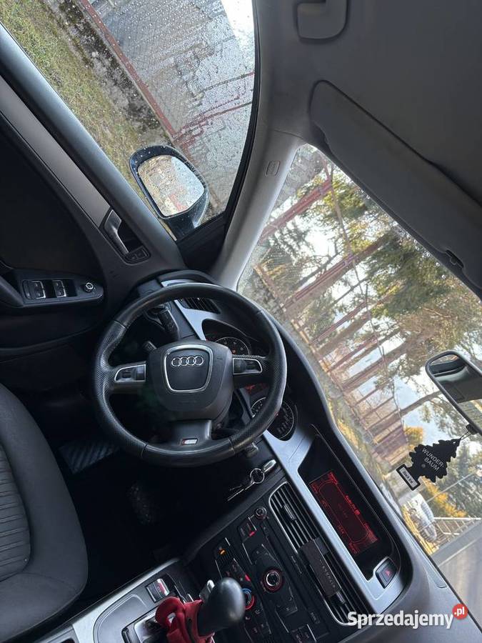 Piękna a4 b8 benzyna Muszyna