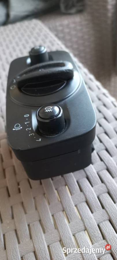 Przełącznik świateł Ford Fiesta