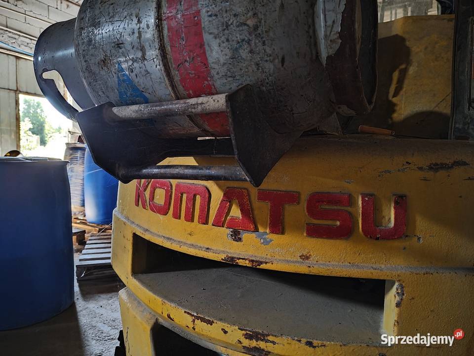 Wózek widłowy 25 t Komatsu Nowogard sprzedam