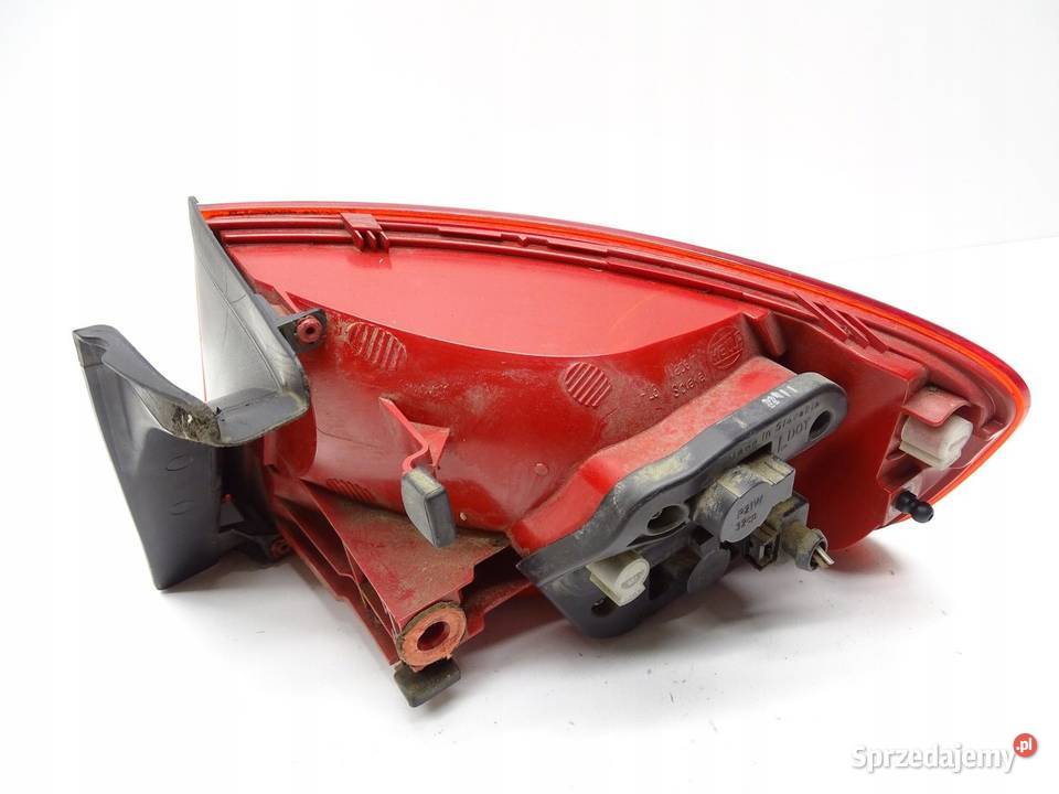 LAMPA LEWA LEWY TYŁ TYLNA W BŁOTNIK AUDI A4 B8 Błotniki małopolskie sprzedam