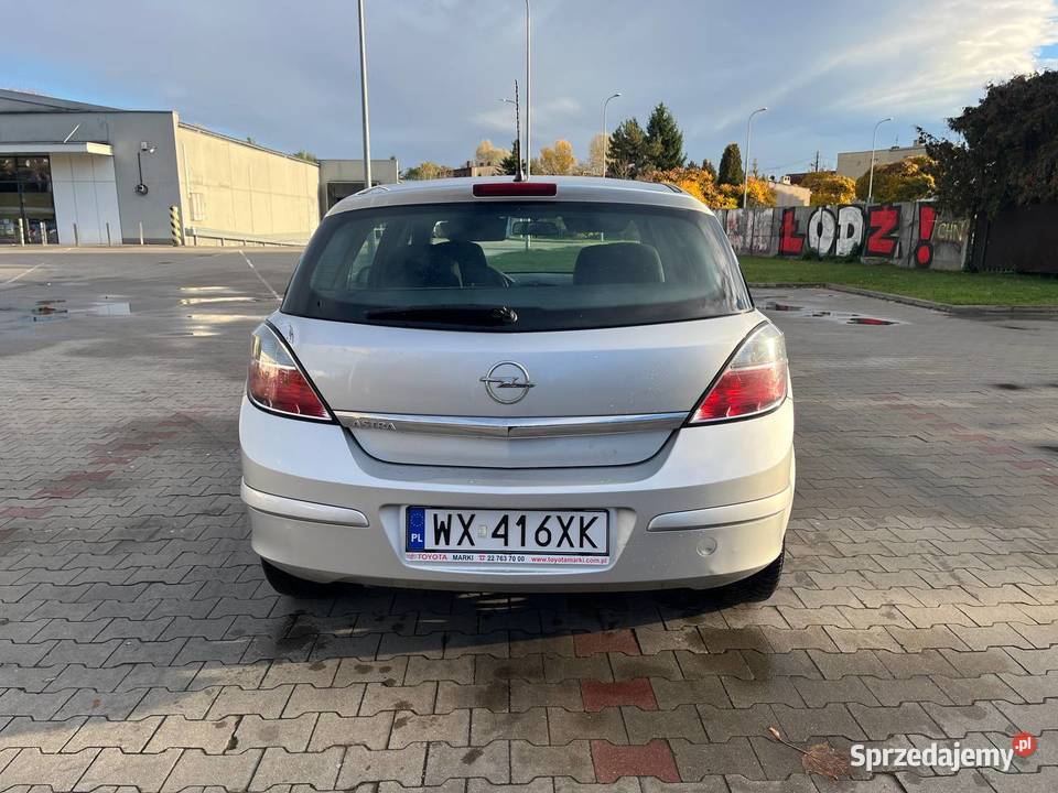 Opel Astra H 16 benzyna bezwypadkowa polski Łódź sprzedam