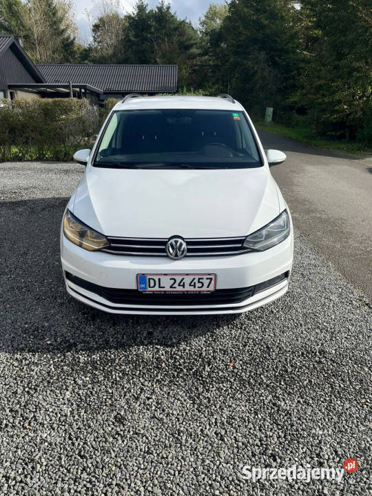 Volkswagen Touran III 2015 biały Sadlno
