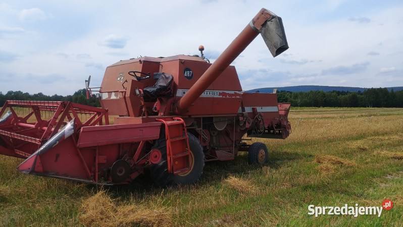 Massey Ferguson 487 Bieliny