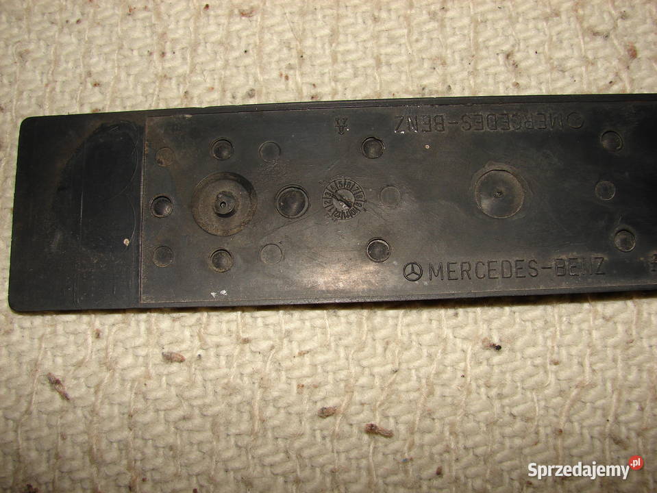 Stary EMBLEMAT NAPIS ZNAK 609D MERCEDES Oryginał pomorskie Starogard Gdański sprzedam