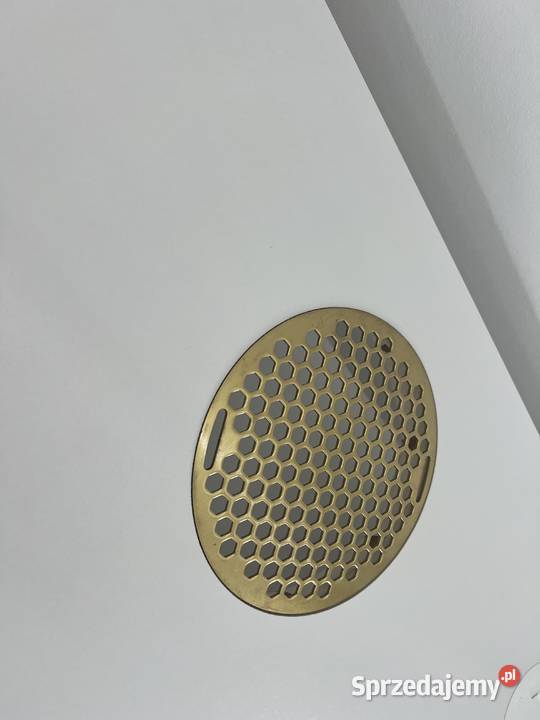 Biurko kosmetyczne z otworem na pochłaniacz Golkowice