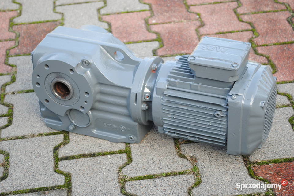 Motoreduktor kątowy 11kw 33obrmin SEW Pozostałe lubuskie Kargowa