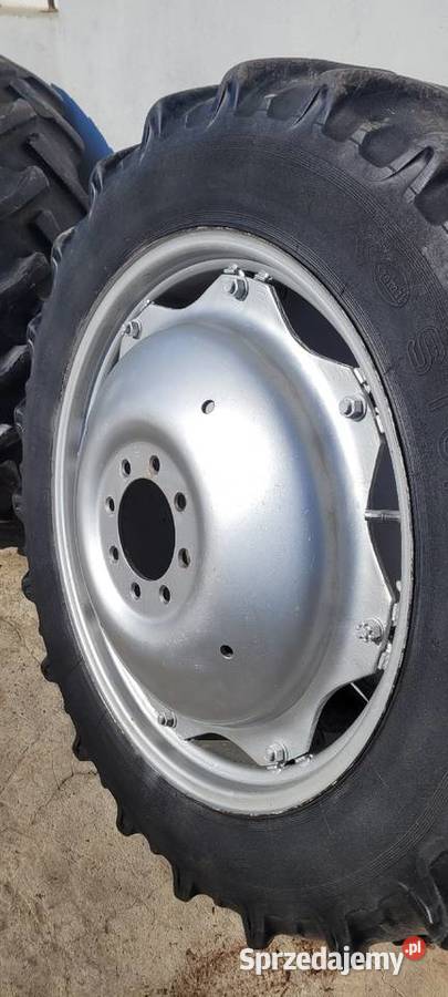 Opony z felgami Ursus 3512 124 R32 Stomil Kików