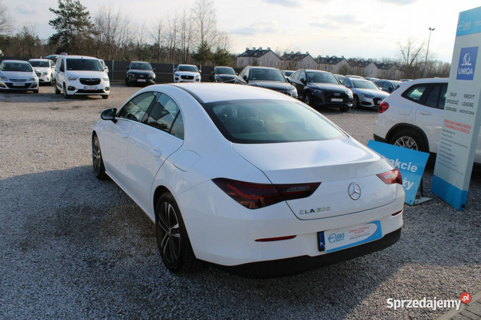 Mercedes CLA 200 Kamera Navi netto 103 985 PLN bluetooth