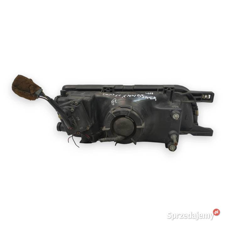 LAMPA LEWA Nissan Sunny N14 9196 lewy przód Chełm