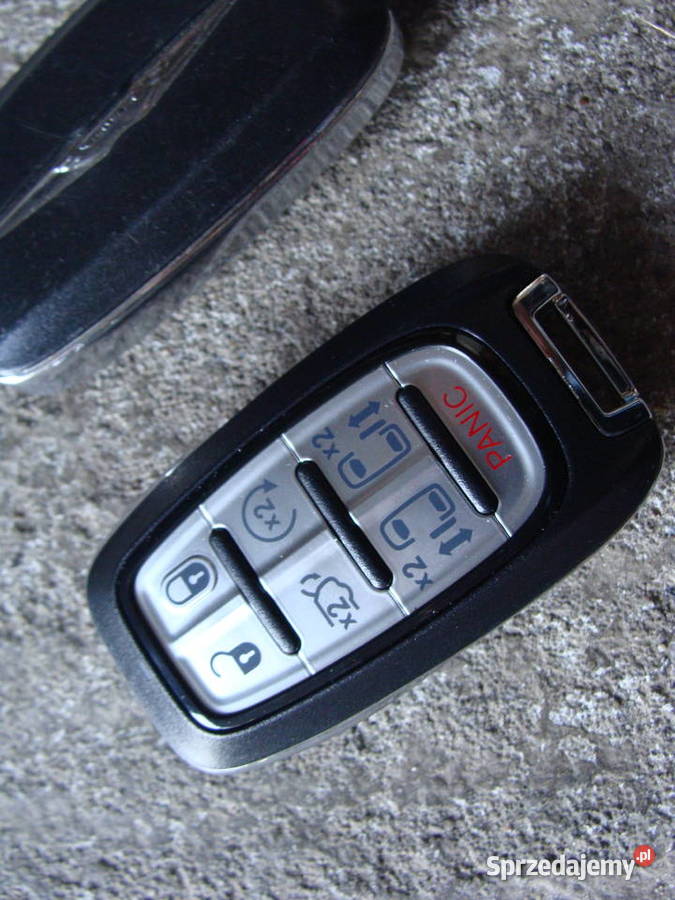 Chrysler Pacifica 36 2018 ładny stan MAŁY kamera cofania Kowala-Stępocina