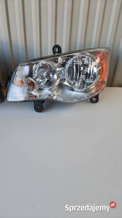 Lampy przód przednie Chrysler Voyager Town osobowe Słupsk sprzedam