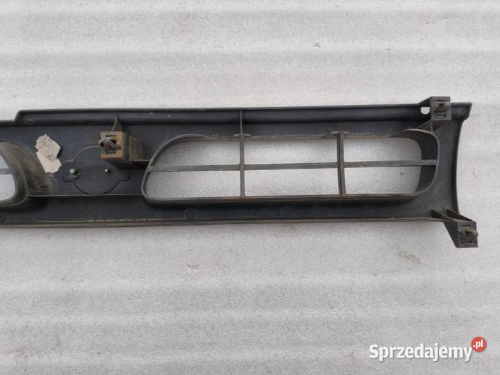 Atrapa Grill Kratka Nissan Terrano II osobowe Wyszków