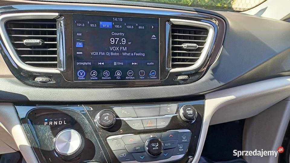 Sprzedam Chrysler Pacyfika 2017 Touring L 7 os Pacifica łódzkie Pabianice