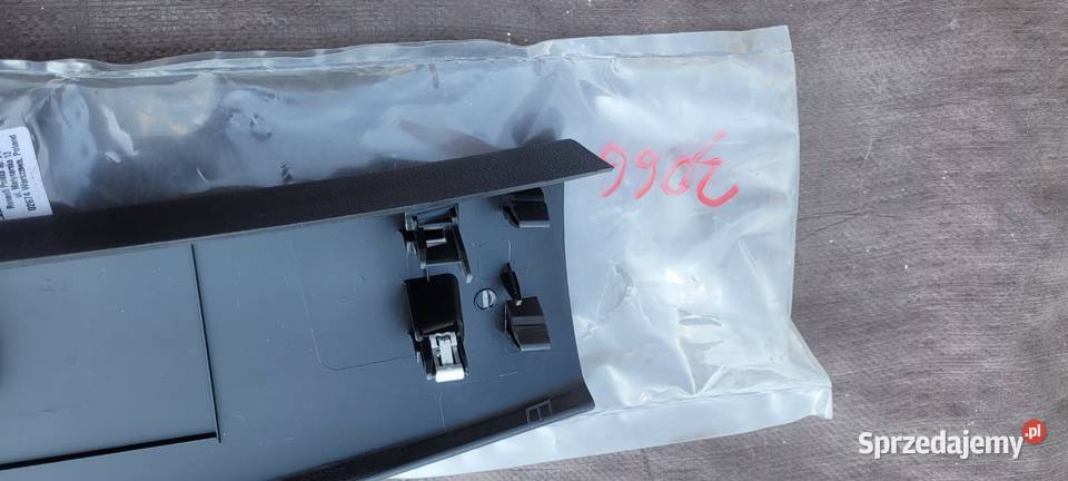 RENAULT MEGANE IV 4 NAKŁADKA OSLONA KLAPY TYŁ Ruda Śląska