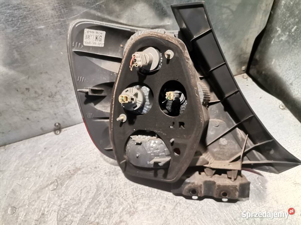 HONDA CIVIC VII FL HB 3D LAMPA PRAWY TYŁ TYLNA Rok produkcji 2005 Nowy Sącz