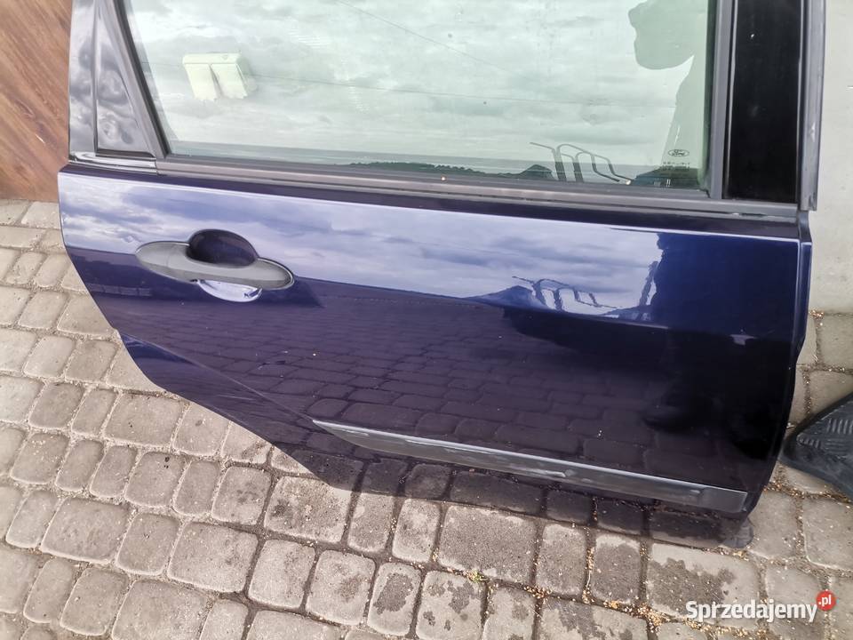 FORD FOCUS MK1 HB 5D DRZWI PRAWY TYŁ KOLOR H8 Nowy Sącz