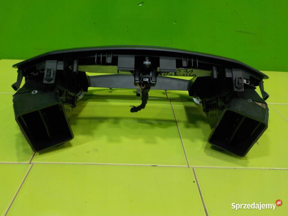 INSIGNIA A LIFT 20 CDTI 15r ramka radia kratki Kratki nawiewu Suków sprzedam