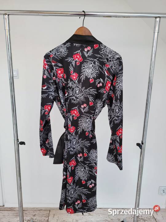 Czarny szlafrok kimono w kwiaty Inna marka Liszki