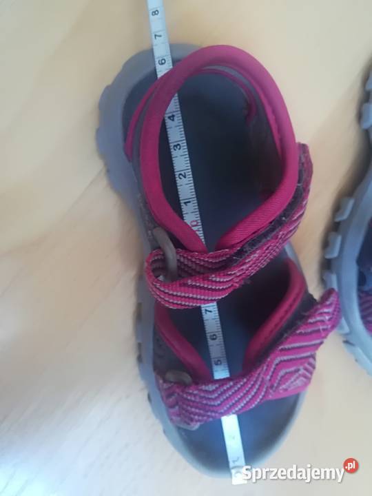 Sandały Quechua 2526 stan
