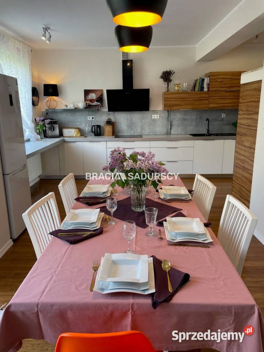 Dom bliźniak 260m2 Zerwana