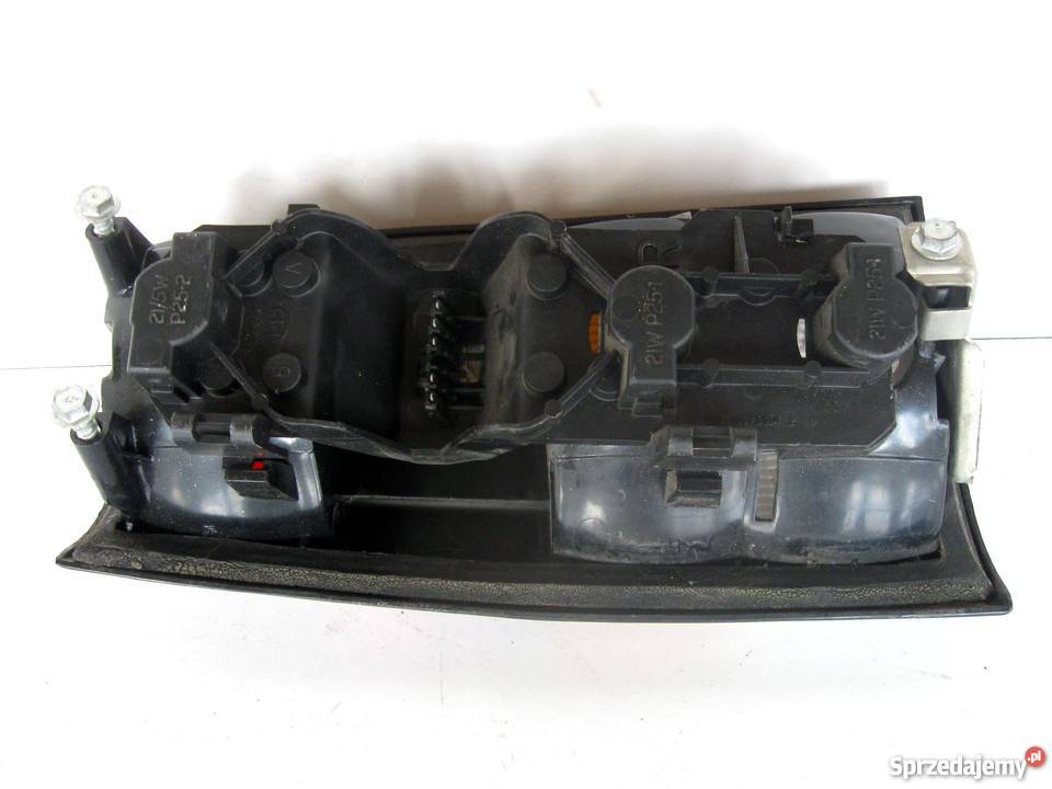 Opel Corsa lampa tył Prawa 30 osobowe