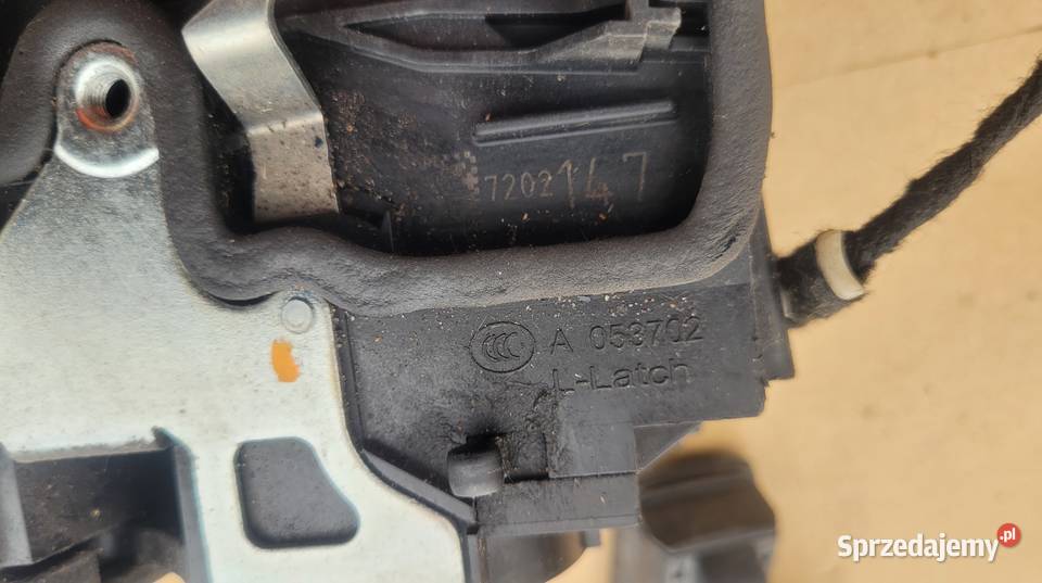 ZAMEK DRZWI LEWY TYŁ TYLNY 7202147 BMW F20 85 śląskie Ruda Śląska