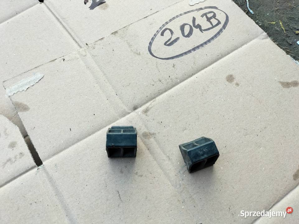 AUDI 80 B4 80B4 ODBÓJ ODBOJE KLAPY MASKI Kamień-Kolonia