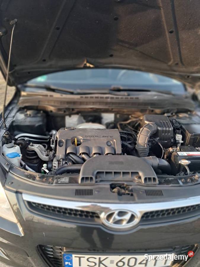 Hyundai i30 sprowadzony zarejestrowany benzyna Skarżysko-Kamienna sprzedam