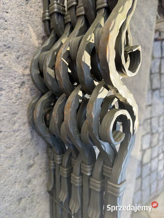 Tralka żelazna kuta Turecka do balustrady Długopole-Zdrój