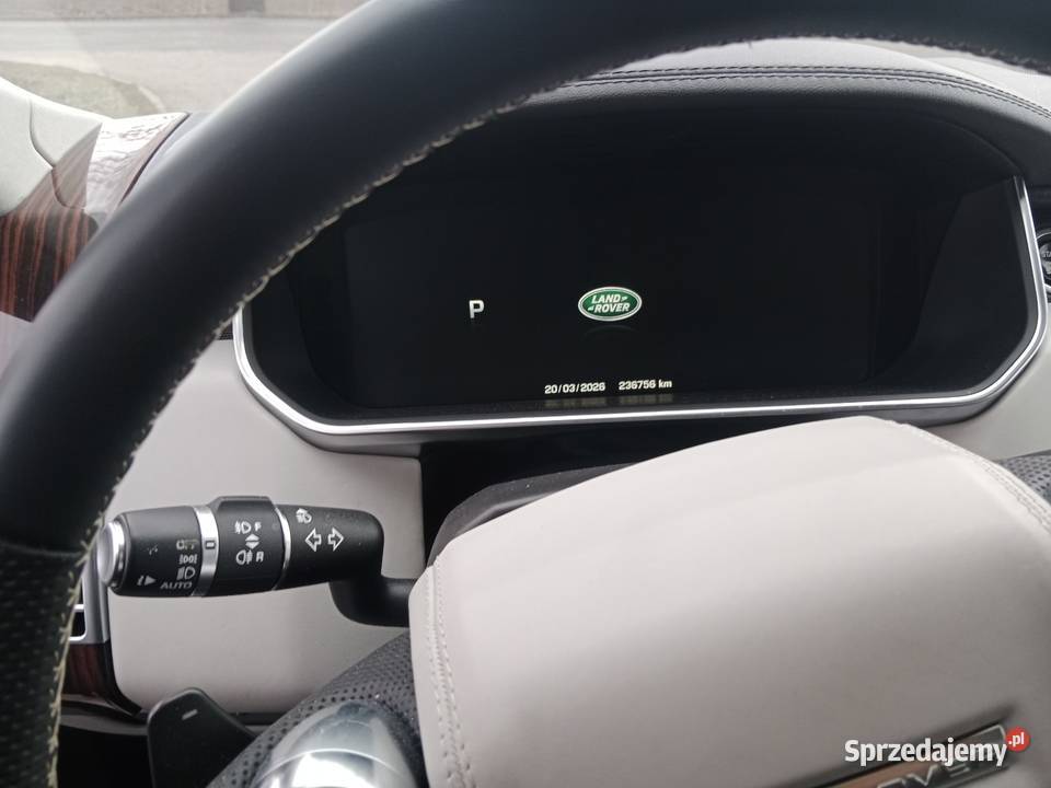 Elegancka dzielnica Londynu Range Rover Vogue 44 radio Wrocław