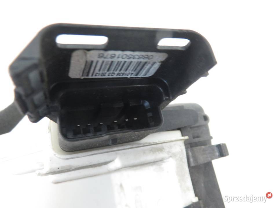 ZAMEK PRAWY PRZEDNI PEUGEOT 3008 PSA006230