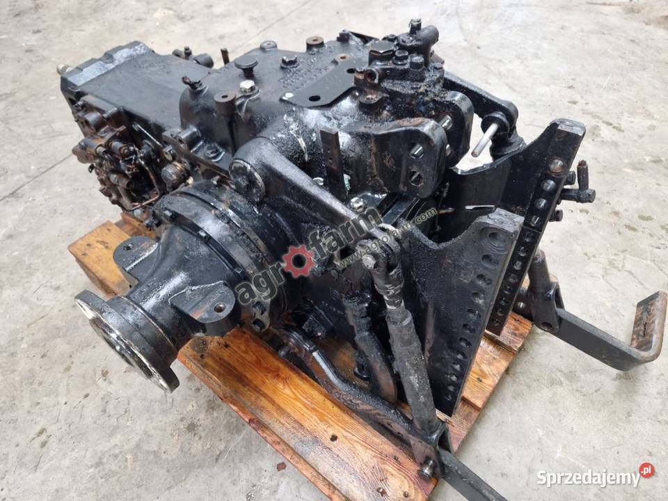 Tylny most Holland T490N 87559163 Tylny most Byków