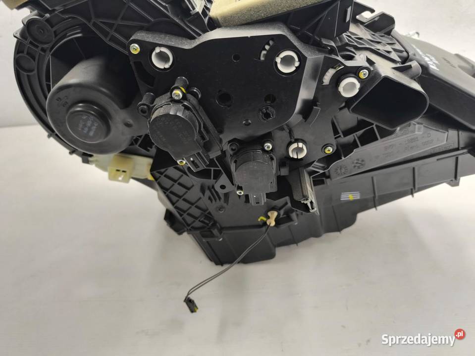NAGRZEWNICA KOMPLETNA FORD FOCUS MK3 LIFT