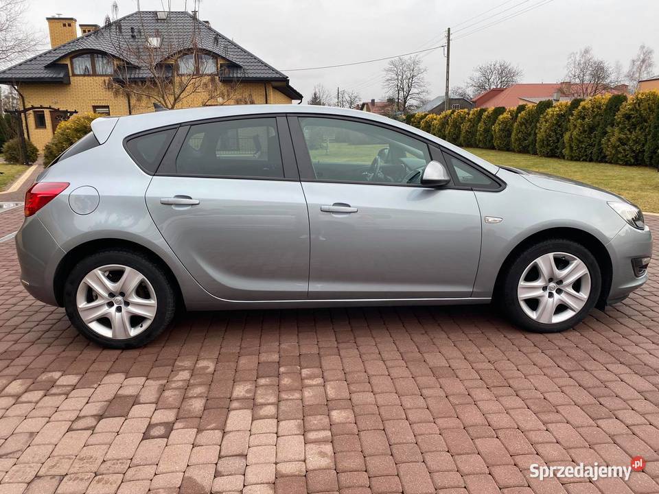Opel Astra J Lift 14B 16V Hatchback Sokołów Małopolski