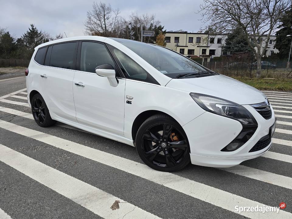 Opel Zafira C Tourer OPC Line nieuszkodzony