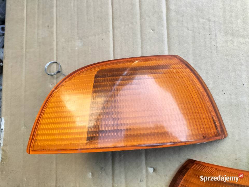 FIAT PUNTO 1 MK1 KIERUNKOWSKAZ PRAWY LEWY Kamień-Kolonia