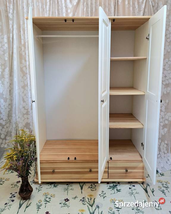 Szafa trzydrzwiowa drewniana śmietankowa Szafy i garderoby Dubeczno sprzedam