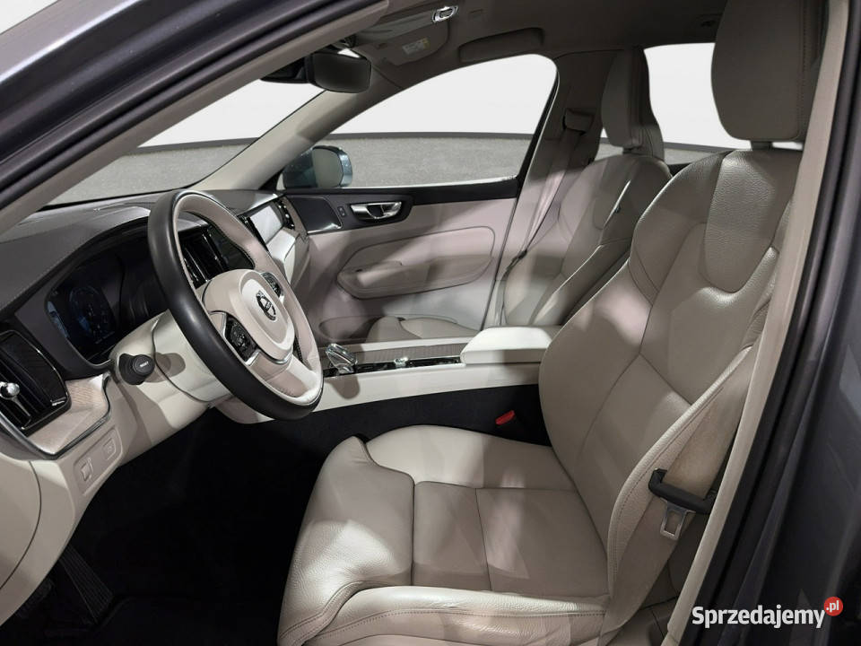Volvo XC 60 VAT 23 Inscription 20B4 D mHEV 197 czujnik martwego pola